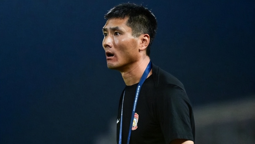 不会再请洋帅了！足协已敲定两大土帅竞聘国足帅位，一人最可能笑到最后