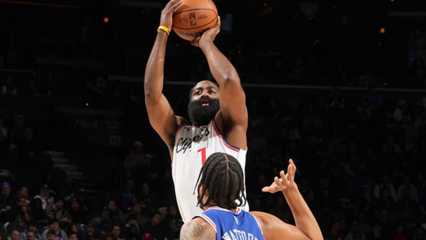 哈登连丢绝杀吞里程悲！76人逆转胜快船 马克西39分乔治首秀9中2