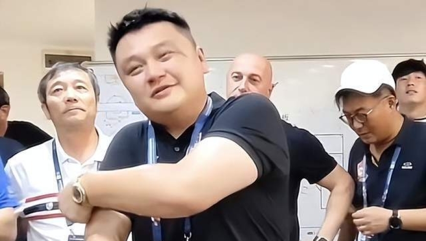 为国养士！投资人：听到邵佳一执教国足的消息，感觉天塌了！