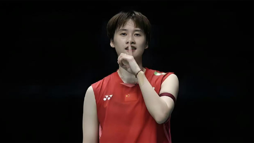 强势爆发！陈雨菲零封泰国天才少女夺冠，最不可思议一球诞生了