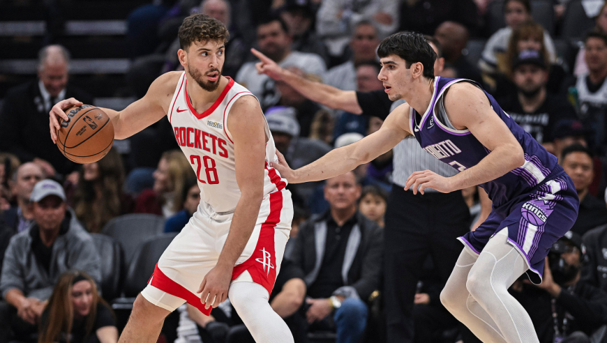 17中12也得背锅！决胜时刻两次低级失误 申京让权火箭明显不适应