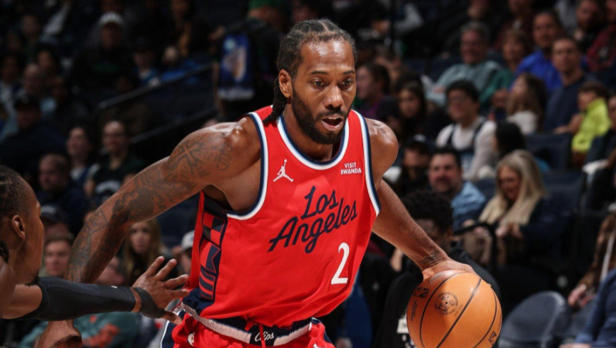 莱昂纳德狂轰41分8板4断！完爆爱德华兹 单核两连胜+连续31场20+