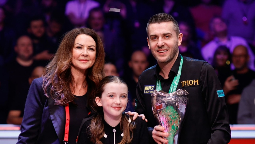 2025英锦赛10佳球出炉！奥沙利文顶级中袋，丁俊晖神奇长台入选