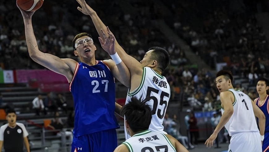 600万顶薪选手！全场0分0板0助，连续梦游2场，辽蜜：比高铁还铁