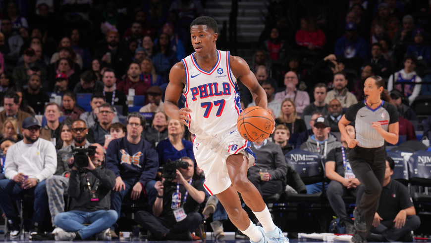 空砍25分7板2断1帽！探花燃尽难救大当家哑火 恩比德乔治作壁上观