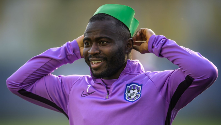 他是金元时代唯一幸存的外援，活成了比中国球员更自律的本土榜样 | 竞者