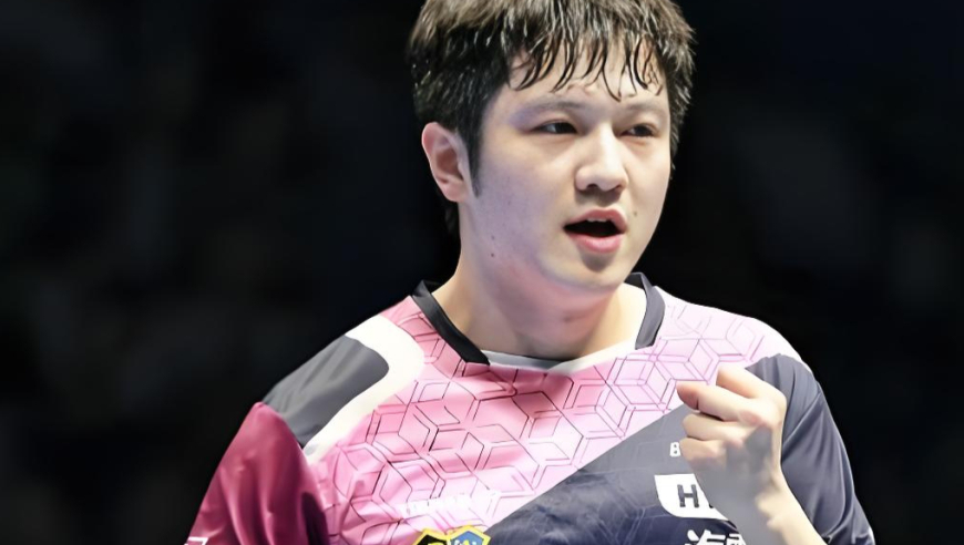 西蒙高茨反手神助逼樊振东入绝境！东哥决胜局零封对手，欧冠上演心跳五局