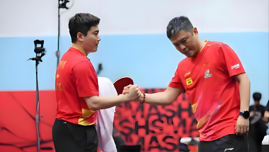 国乒师徒相爱相杀，志强是如何成功驯服梁靖崑的，国乒这段佳话必看