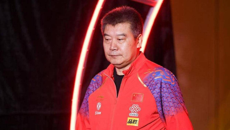 金牌教练与他的刺头天团！李隼驯服王楠张怡宁李晓霞，托起女乒大满贯王朝｜体坛记忆