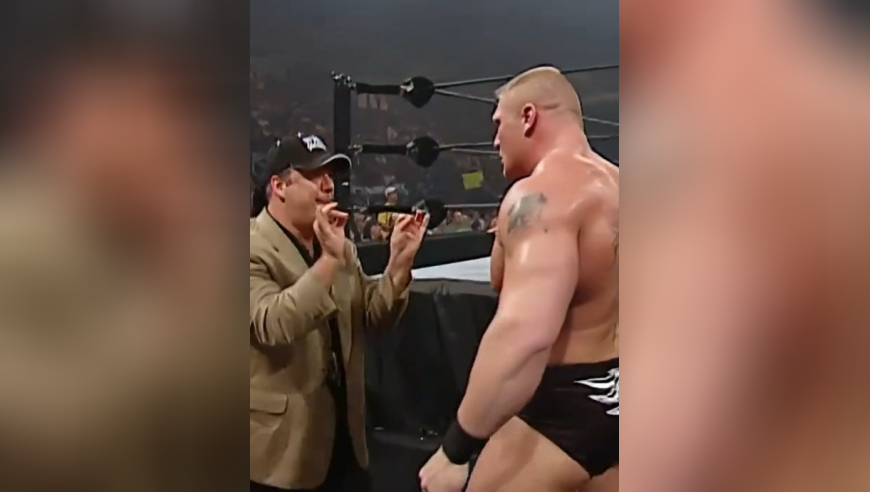 体坛记忆｜猛兽大布疯狂挑衅，惨遭暴打保罗救援！