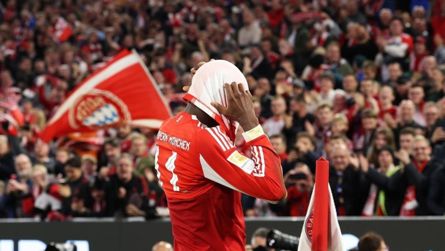 3-0！凯恩罕见哑火，拜仁笑傲强强对决，15连胜叫板欧冠冠军