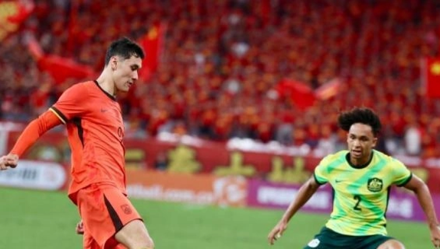 这是U22国足踢乌兹唯一射门，87分钟拜合拉木造黄牌队友任意球