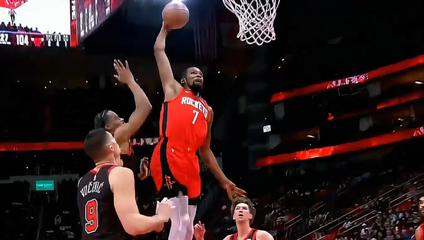 觉醒了！杜兰特突破劈扣 小贾复苏连中三分连拿8分火箭末节碾压公牛