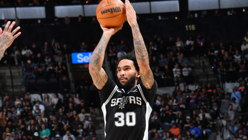 马刺复仇神兵！尚帕尼vs纽约集锦：11记三分创个人新高+队史纪录！