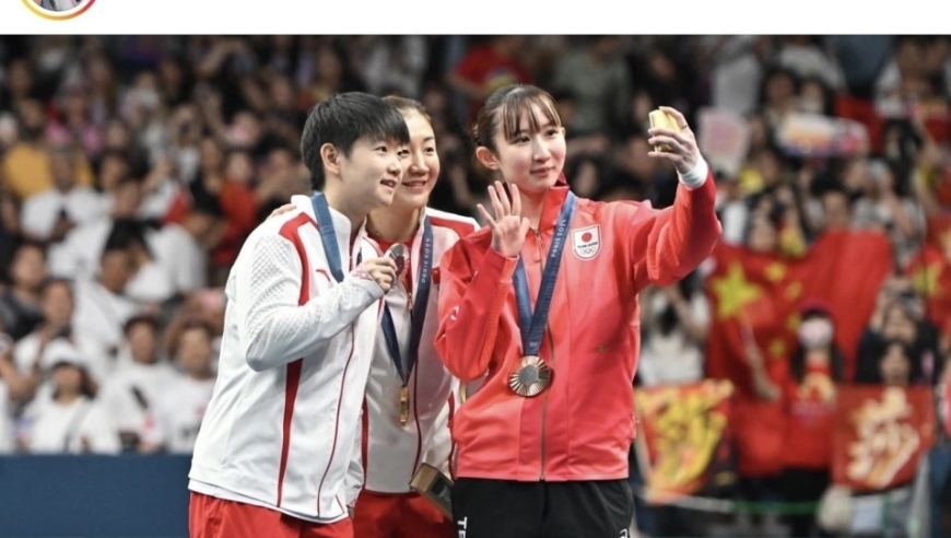 领奖台强颜欢笑！训练场崩溃痛哭！孙颖莎藏了4年的委屈，被日本记者戳穿