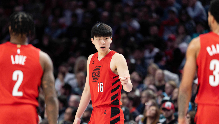 杨瀚森vs勇士3+2全程：底角三分空心入网 被膝撞后脑无碍归来