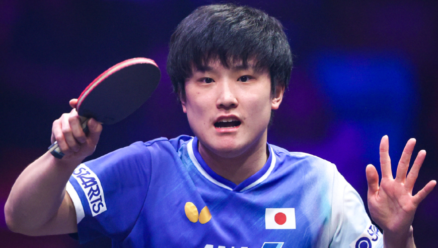 张本智和又输了！苦战4局不敌37岁老将，父亲现场观战表情凝重