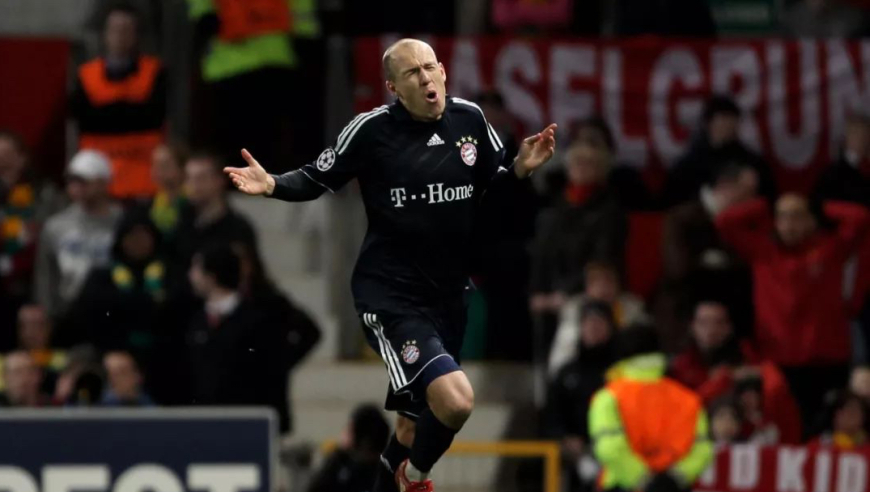 体坛记忆｜15年前的老特拉福德，绝境之中罗本世界杯绝杀曼联