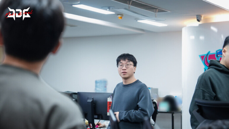 JDG官方发布队员训练返图：全力备战中