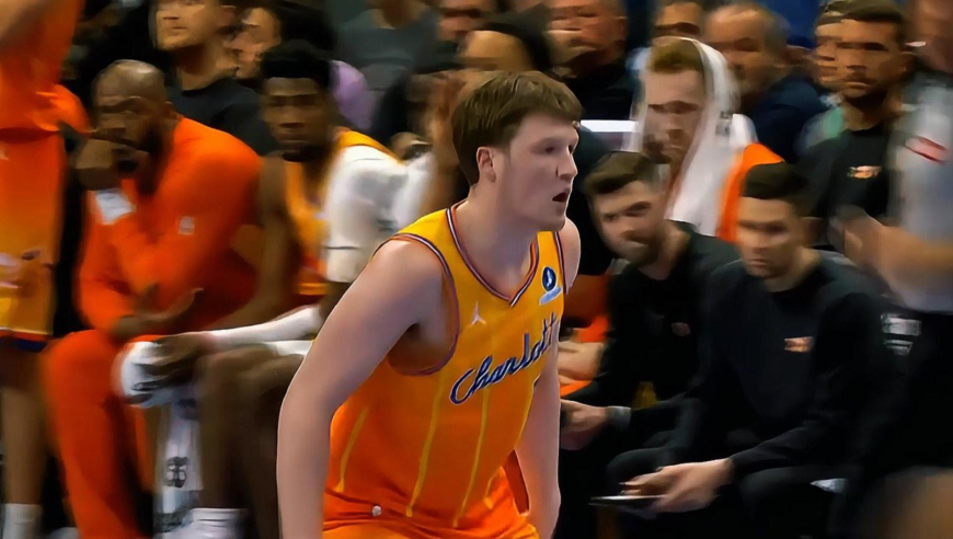 下一个汤神！骑士米切尔带队拿下5分 黄蜂克努佩尔连进三球回应8分