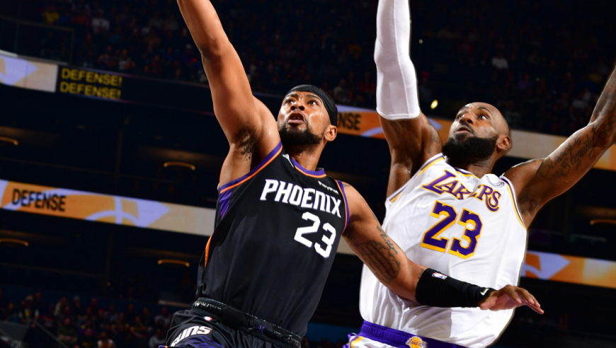 15日NBA官方十佳球：湖人海耶斯天外飞仙 詹姆斯再现追身火锅