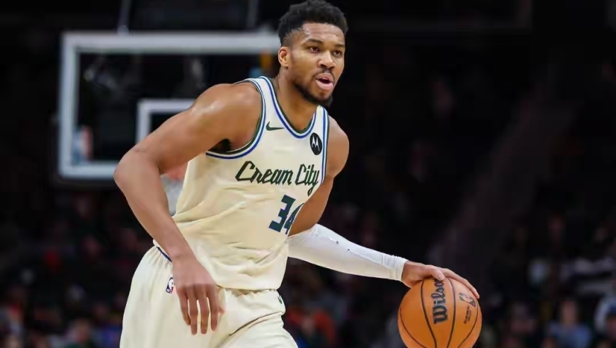 怒了！雄鹿老板下最后通牒，字母想念霍乐迪，球队有意用他换2人