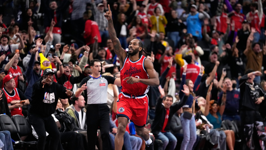 自己的锅自己补！莱昂纳德生死时刻送出致命失误 最终救赎压哨绝杀