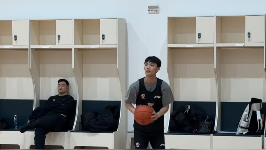 CBA体测之五角移动投篮：徐杰连中15记三分