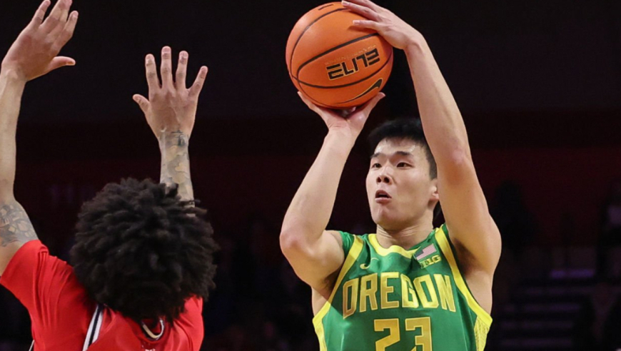 连得11分+绝平三分！林葳轰23分5板6三分：NCAA生涯最强一战