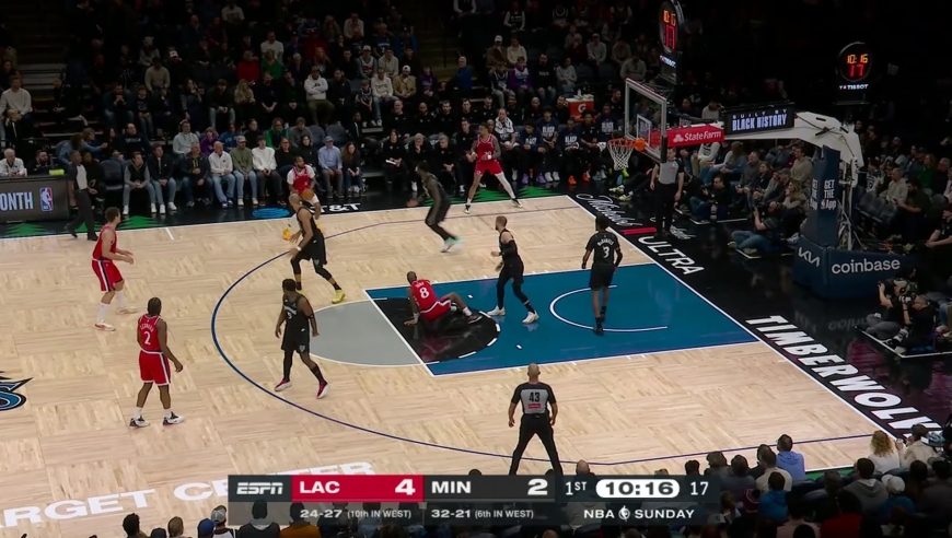 【球星集锦】伦纳德vs森林狼 战神卡降临41+8+4断攻防一体率队大胜