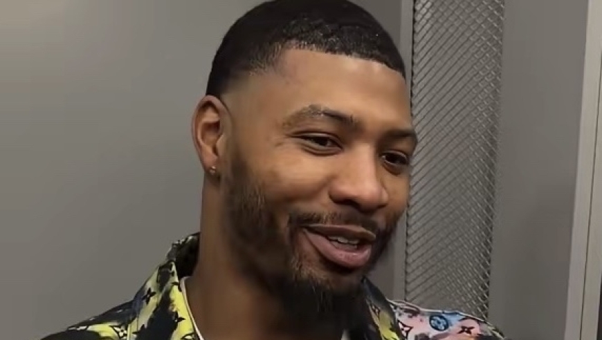 斯玛特摊牌了！落后15分一度慌到腿软，扫到詹姆斯眼神：我就知道要翻盘了