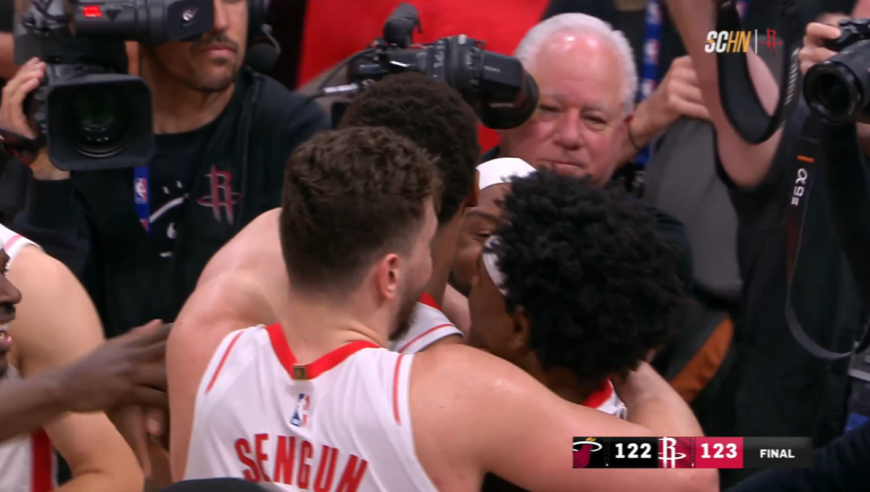 火箭热火决胜时刻：热火打出9-2险些逆转 阿门神奇补篮完成绝杀