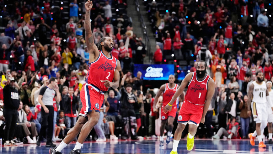 一剑封喉！多角度回放莱昂纳德中投绝杀：哈登紧追表情亮了