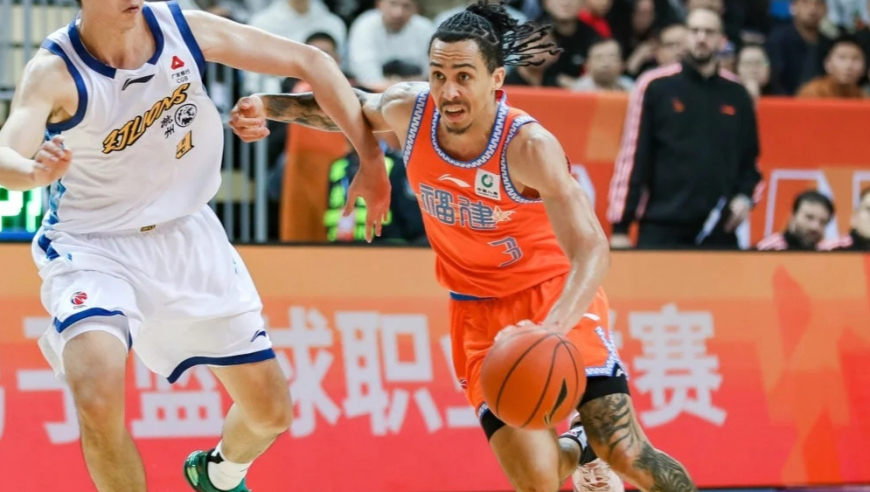 福建新疆加时全收录：特莱斯独木难支 纳托尔两罚不中黎伊扬丢绝杀