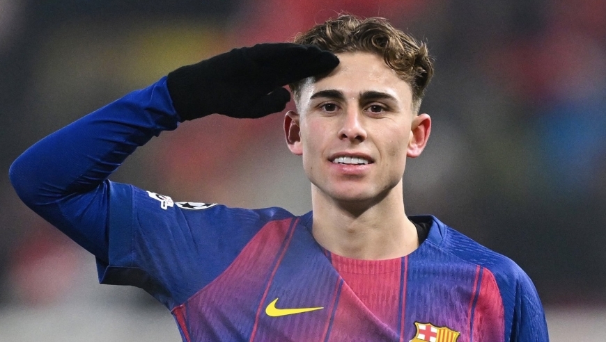 足坛一夜动态：阿森纳拜仁晋级欧冠16强！巴萨4-2逆转 C罗破门