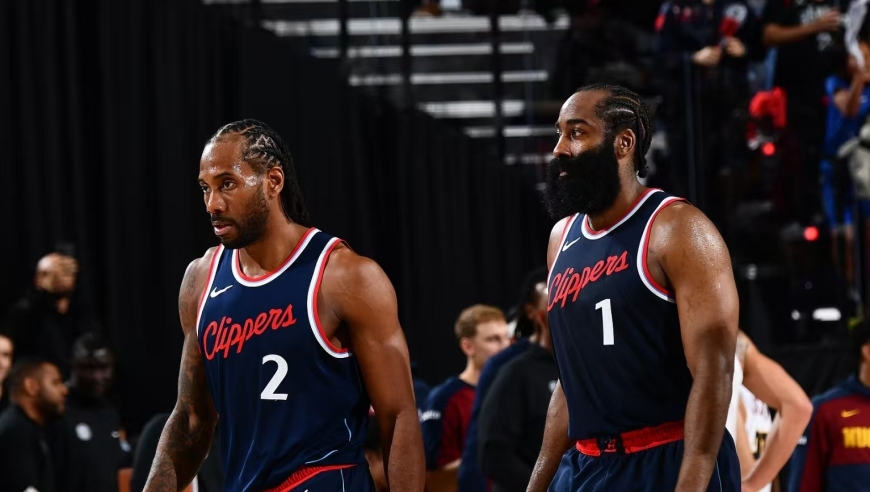 西部排名变了！湖人坐稳第二，掘金跌至第五，快船独行侠垫底