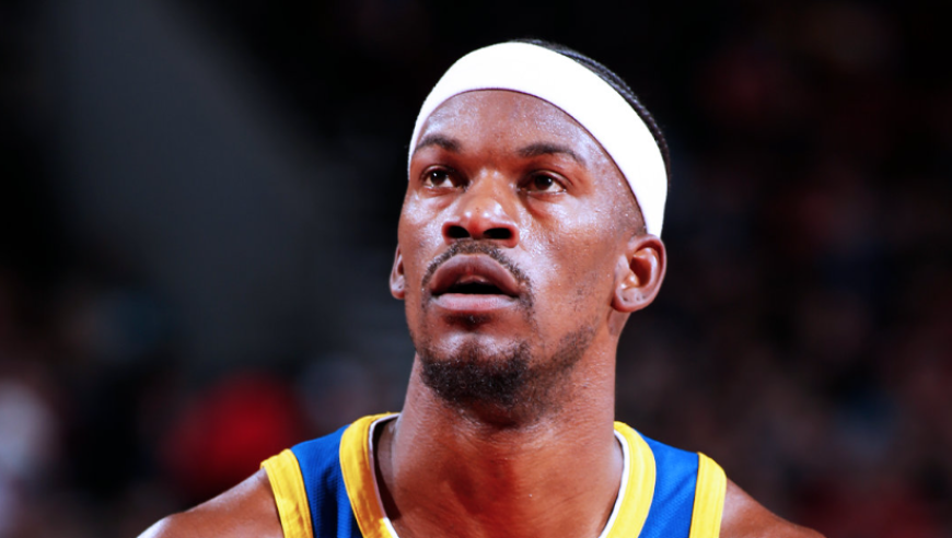 勇士被逆转！库里48+3仍犯大错，巴特勒16分11罚，克林根全队最低