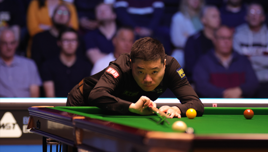 一杆长台传球上手 丁俊晖狂轰单杆131分回放 全场沸腾了