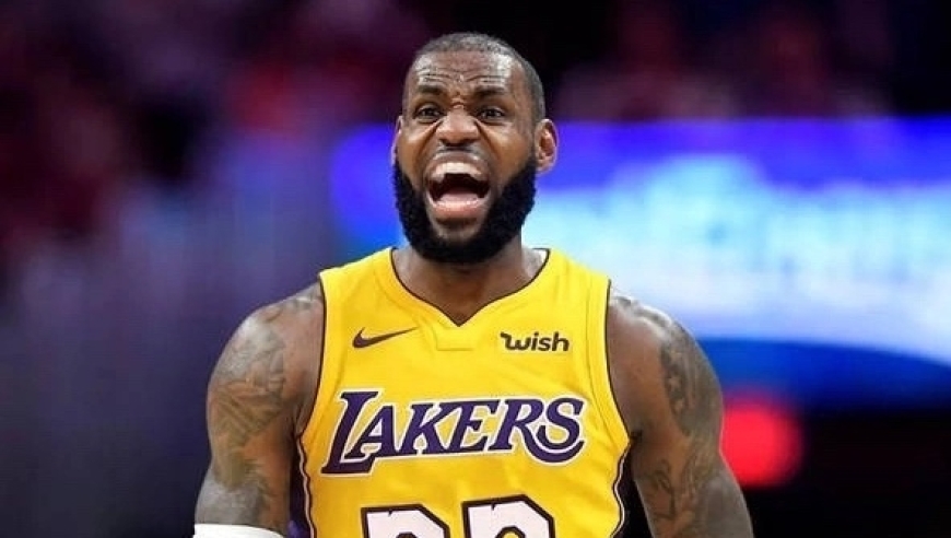 逆转！湖人111-103险胜鹈鹕，谁是真功臣？数据不会说谎！