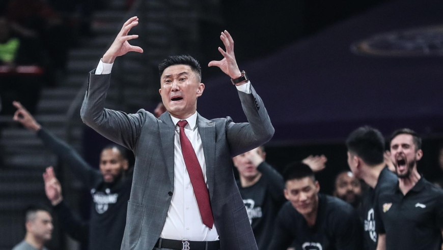 中国男篮又输了！杜锋直言三败因，郭士强战术失灵，建议徐杰归队