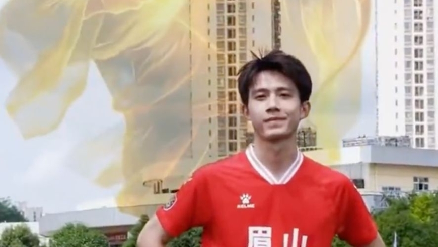 川超球员撩骚约炮？24岁帅气前锋回应：照片被盗用 女球迷遭欺骗