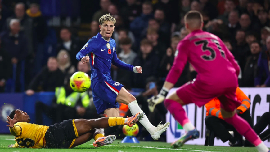 3-0！曼联旧将助攻双响 中卫铁树开花生涯首球 11.4亿豪门升至第2