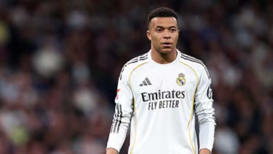 龙赛罗：维尼在关键时刻扛起球队，最后时刻姆巴佩却在散步