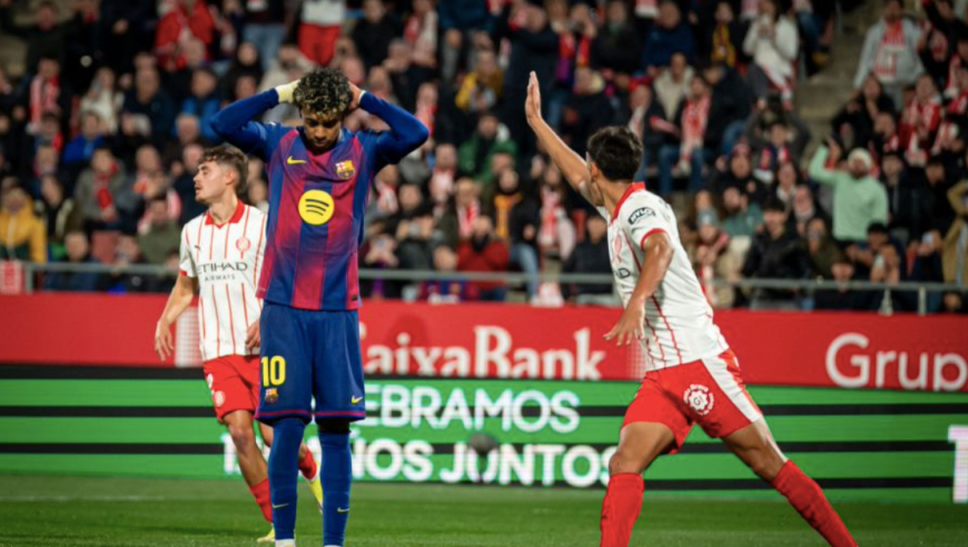 1-2惨遭保级队逆转绝杀！11.1亿卫冕冠军轰然倒下苦吞连败 让出榜首