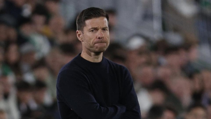 43岁阿隆索原形毕露？率皇马3场不胜！冒险轮换却玩脱了，下课声已起