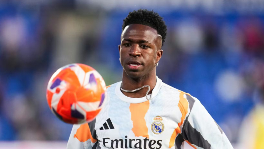 维尼修斯续约陷入僵局：薪资分歧与球迷关系成关键阻碍