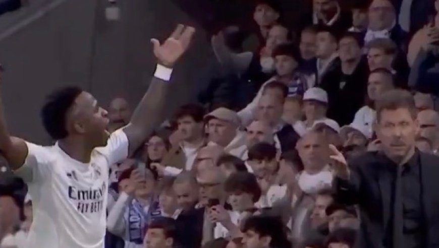 维尼修斯进球后对西蒙尼说：他们要卖掉我了，哈哈