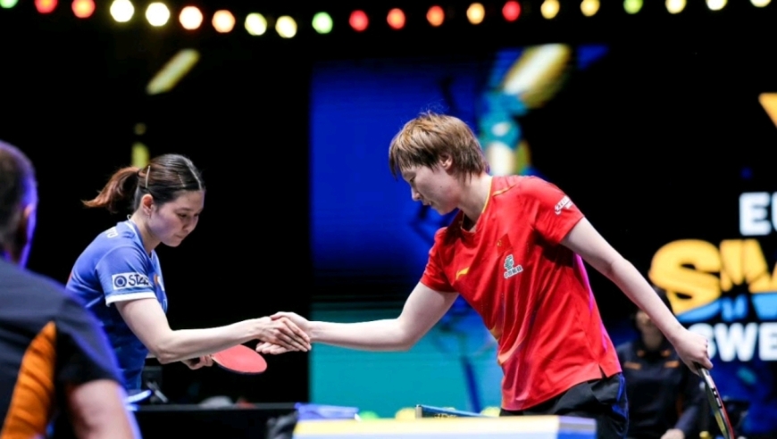 恭喜！瑞典大满贯王曼昱4-2力克桥本帆乃香，国乒包揽四强，提前收获冠亚军
