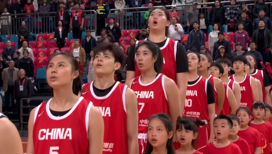 中国女篮大胜巴西集锦：王思雨21分 张子宇10分刘禹彤12+6