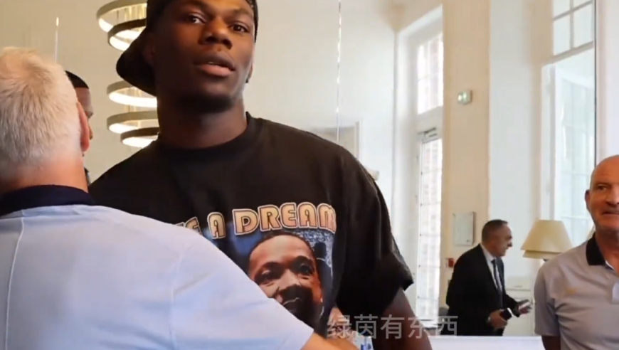 体坛记忆｜法国队集结 两对亲兄弟！备战欧洲区世预赛！